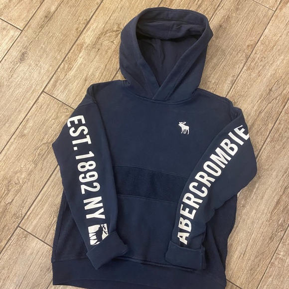 Abercrombie Navy Blue Logo Hoodie & Lt Blue Abercrombie Long Sleeve Tee BUNDLE - Picture 8 of 11